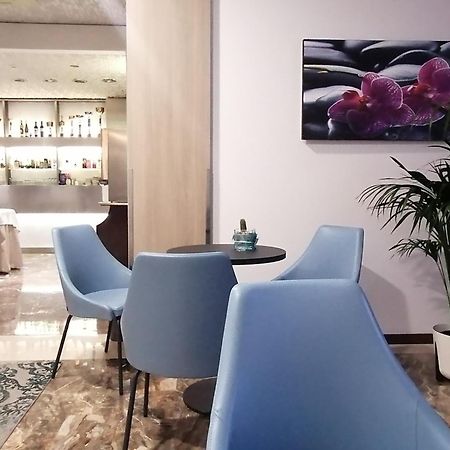 Hotel Silvana 贝拉里亚-伊贾马里纳 外观 照片